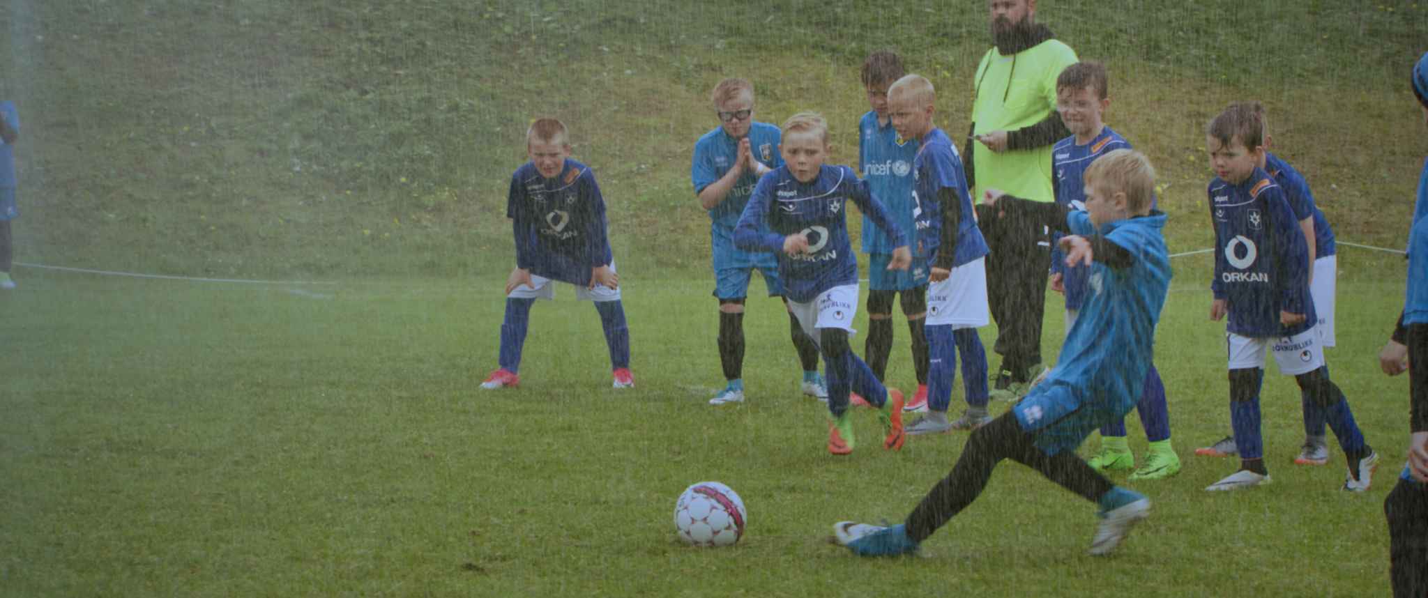 火山上的足球賽