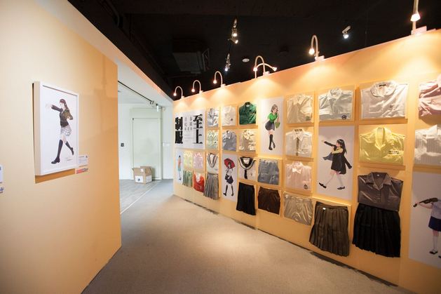 07/05百人制服快閃