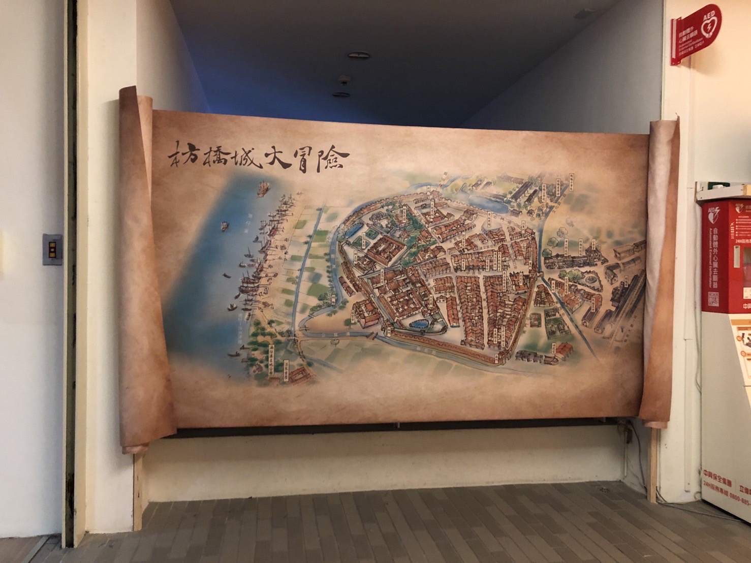 以「枋橋城復原」古地圖，說明枋橋城的故事，昔日河運與商業興起、興建廟宇等故事。